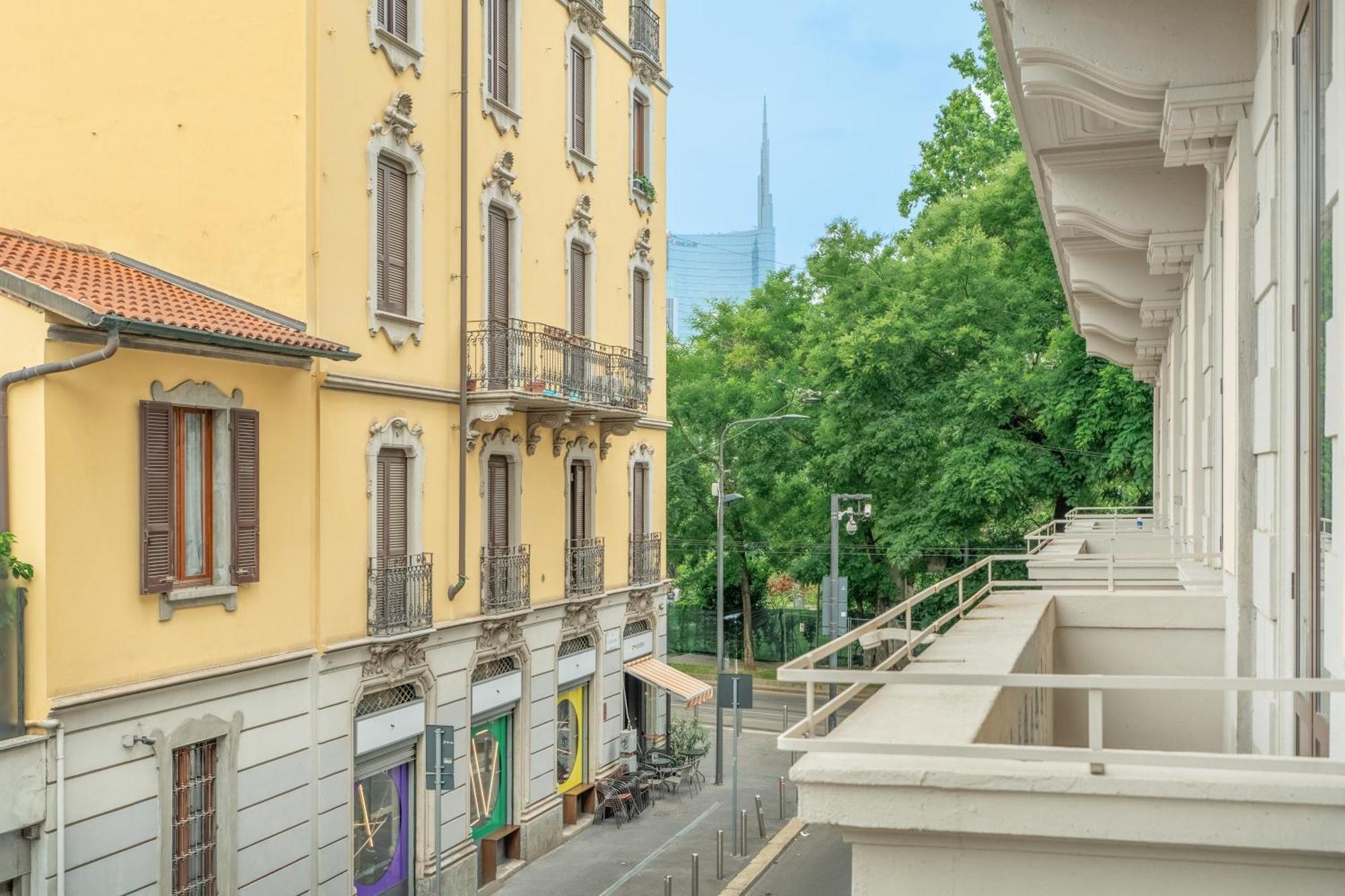 Montello Suites Foresteria Lombarda Milan Exterior photo